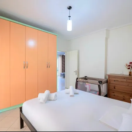 Seaside 2 Bedrooms, 3 Beds Sarande