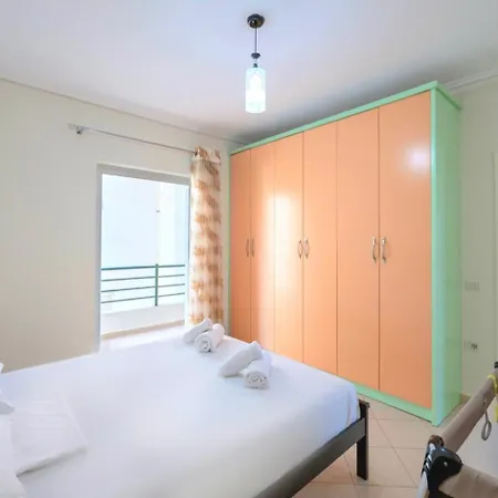 Seaside 2 Bedrooms, 3 Beds Apartment Sarande